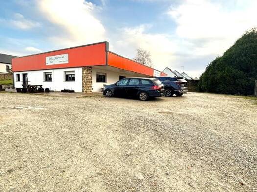 Local commercial à vendre 498 200 € 471 m² de surface de vente Locqueltas 56390