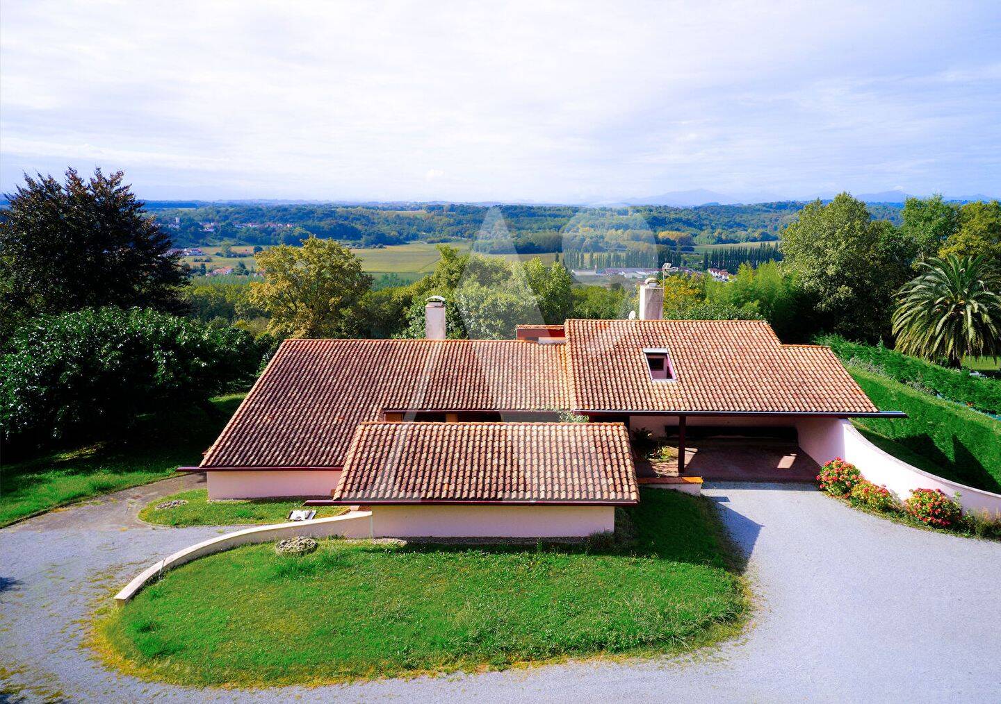 Maison 9 pièces 290 m² · à Peyrehorade · 290 m² · 870 000 €