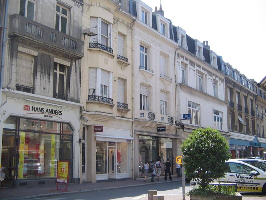Appartement 9 pièces 244 m² · à Douai · 244 m² · 222 600 €