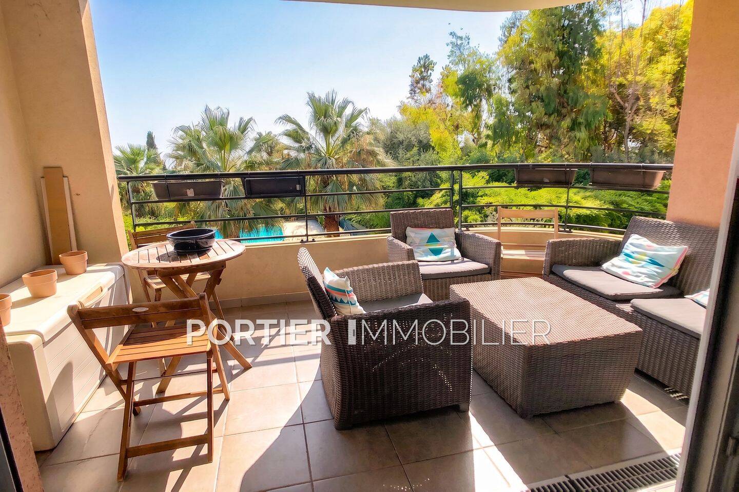 Appartement 3 pièces 66 m² · à Antibes · 66 m² · 1 385 €/mois