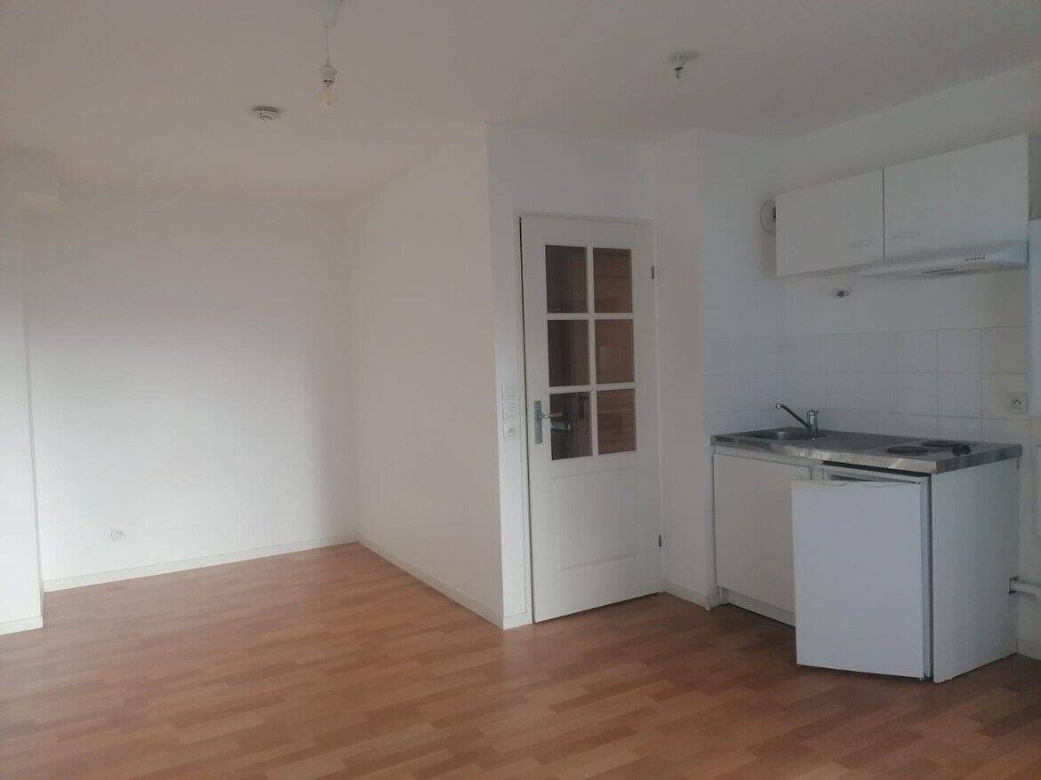 Appartement 1 pièce 27 m² · à Orléans · 27 m² · 386 €