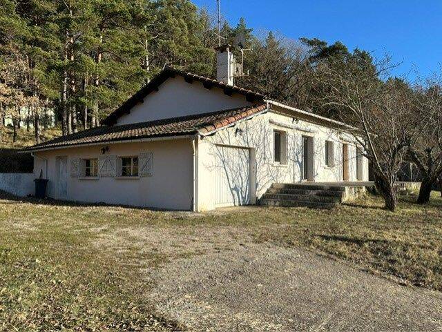Maison 4 pièces 120 m² · à Saint-Jean-du-Bruel · 120 m² · 242 000 €