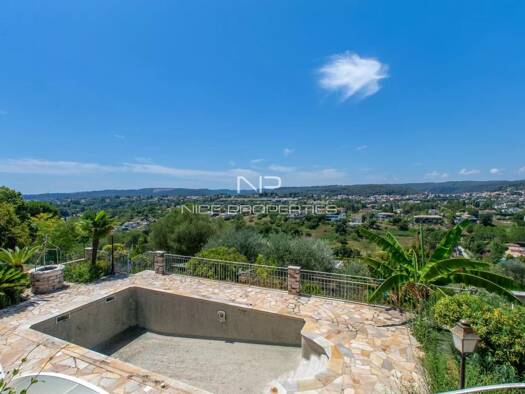 Villa à vendre 1 190 000 € 7 pièces 4 chambres 181 m² 1 311 m² de terrain Saint-Paul-de-Vence 06570
