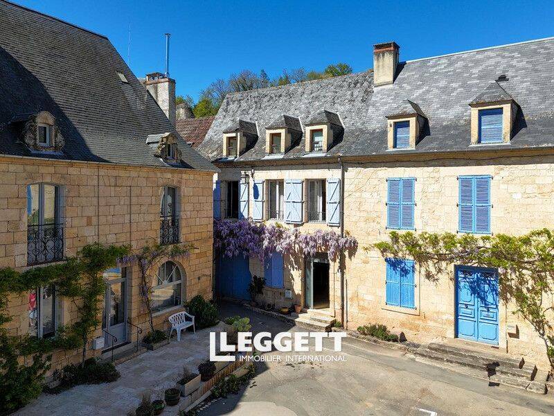 Maison 8 pièces 200 m² · à Montignac-Lascaux · 200 m² · 288 000 €