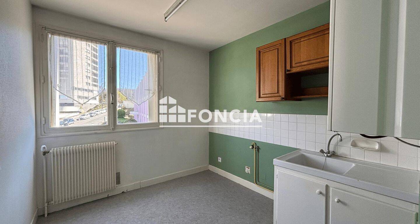 Appartement 2 pièces 43 m² · à Clermont-Ferrand · 42,8 m² · 523 €/mois