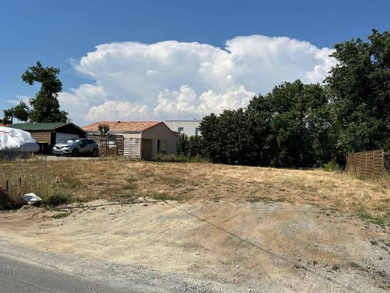 Terrain de 697 m² à Saint-Lumine-de-Coutais - photo 2