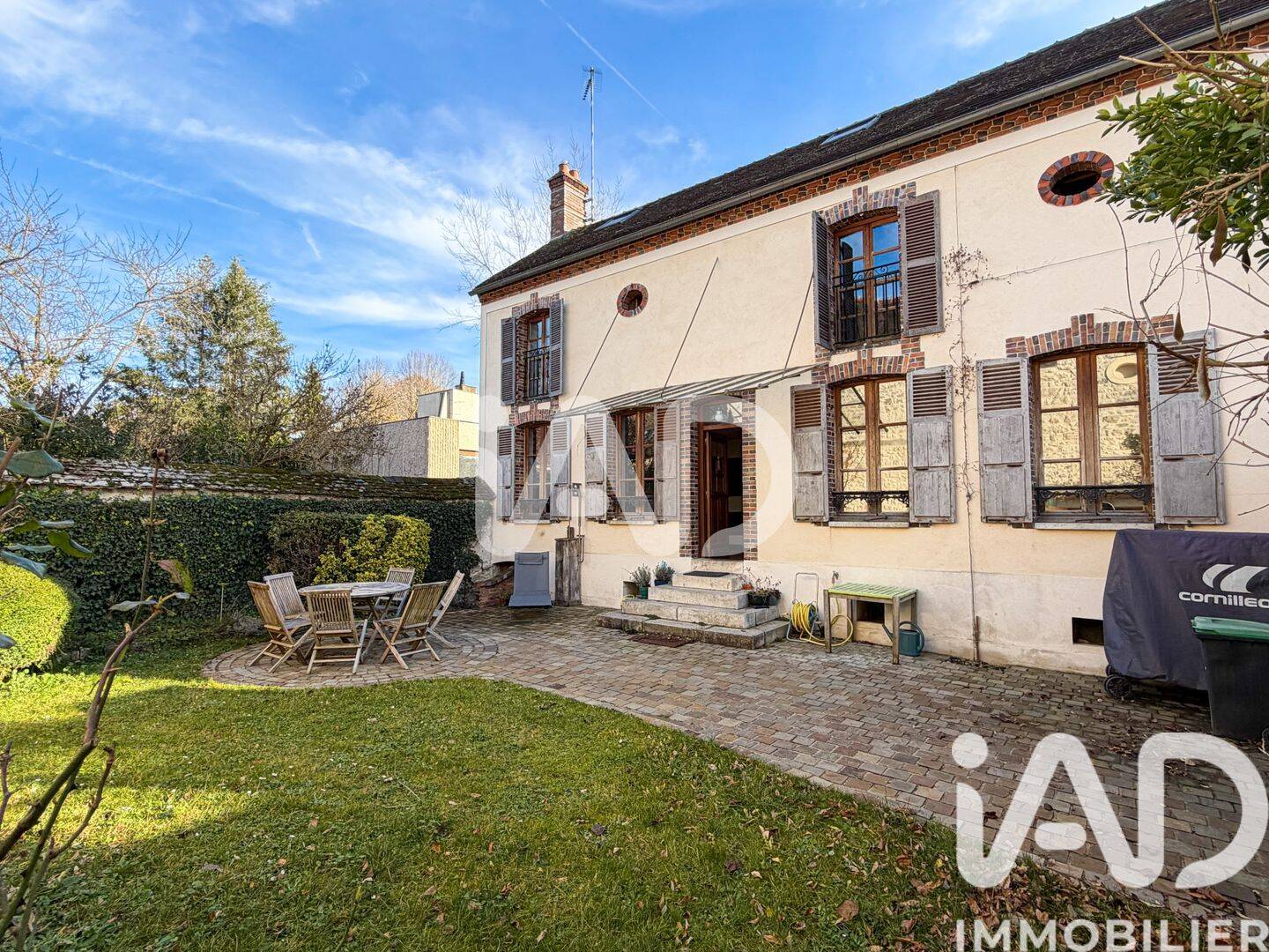 Maison 5 pièces 132 m² · à Grez-sur-Loing · 132 m² · 460 000 €