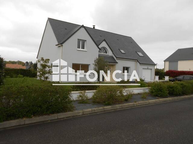 Maison 7 pièces 210 m² · à Spay · 210,4 m² · 1 350 €