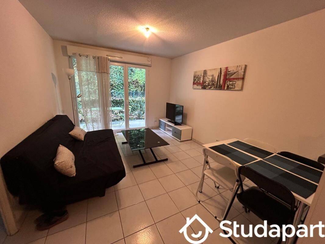 Appartement 2 pièces 37 m² · à Cognac · 37 m² · 600 €