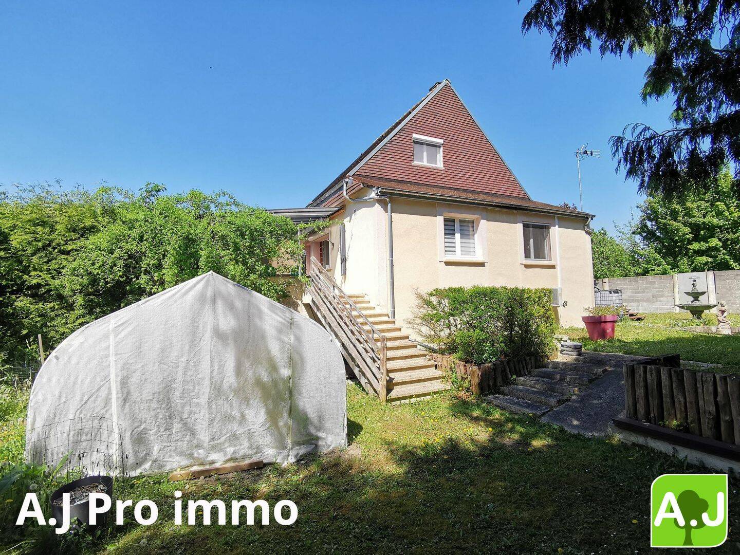 Maison 6 pièces 109 m² · à Ivry-la-Bataille · 109 m² · 239 000 €