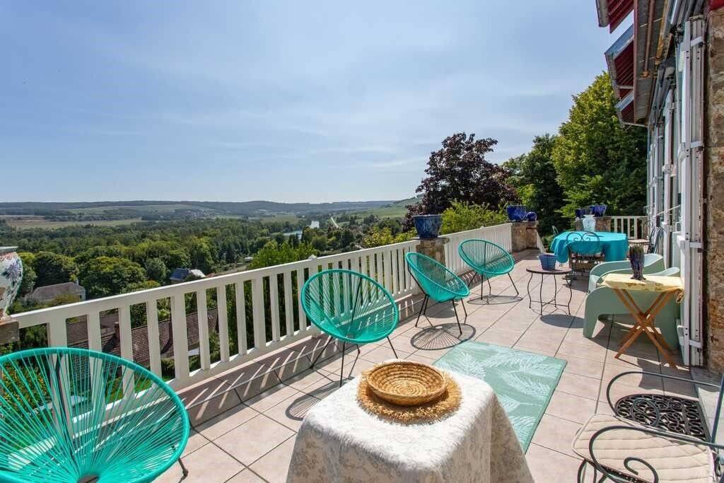 Maison 10 pièces 300 m² · à Château-Thierry · 300 m² · 359 000 €