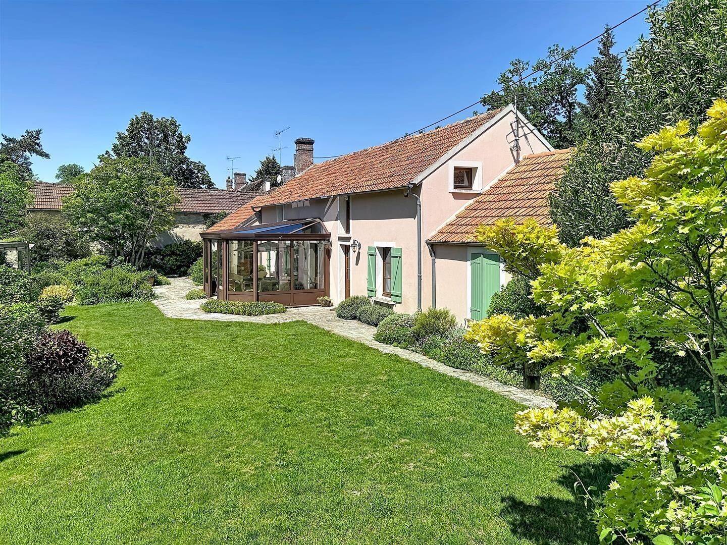 Maison 5 pièces 159 m² · à Rambouillet · 159 m² · 540 000 €