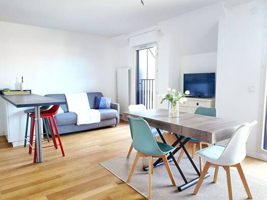 Duplex à louer 1 850 € 3 pièces 2 chambres 66 m² Étage 6/6 Montreuil Versailles 78000