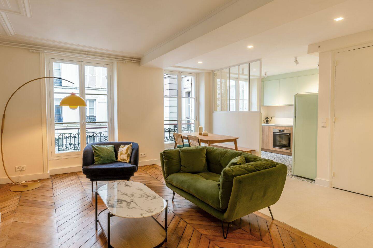 Appartement 3 pièces 74 m² · à Paris 7ème Arrondissement · 74 m² · 3 700 €