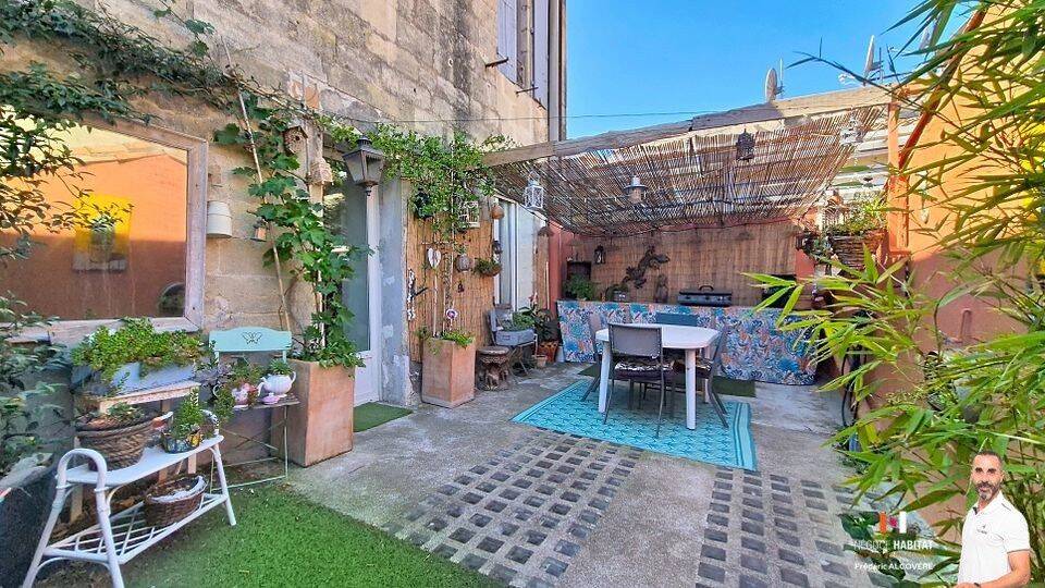 Appartement 4 pièces 100 m² · à Sommières · 100 m² · 250 000 €
