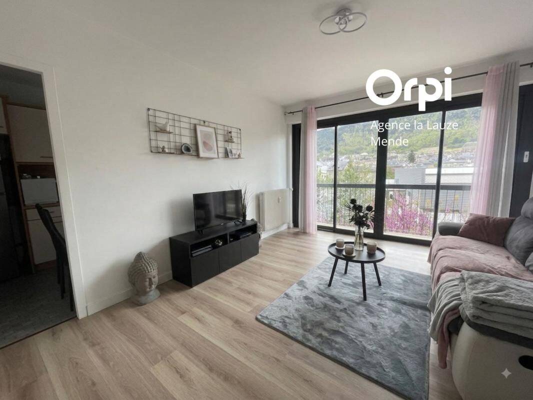 Appartement 1 pièce 46 m² · à Mende · 46 m² · 630 €
