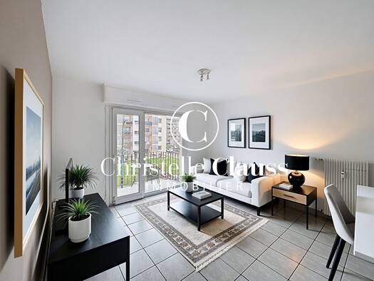 Appartement à vendre 65 000 € 3 pièces 2 chambres 57 m² Étage 2/3 Haut Poirier Est Mulhouse 68200