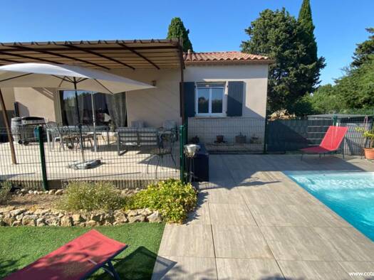 Maison de plain-pied à vendre 325 000 € 4 pièces 3 chambres 97 m² 525 m² de terrain Sainte-Cécile-les-Vignes 84290