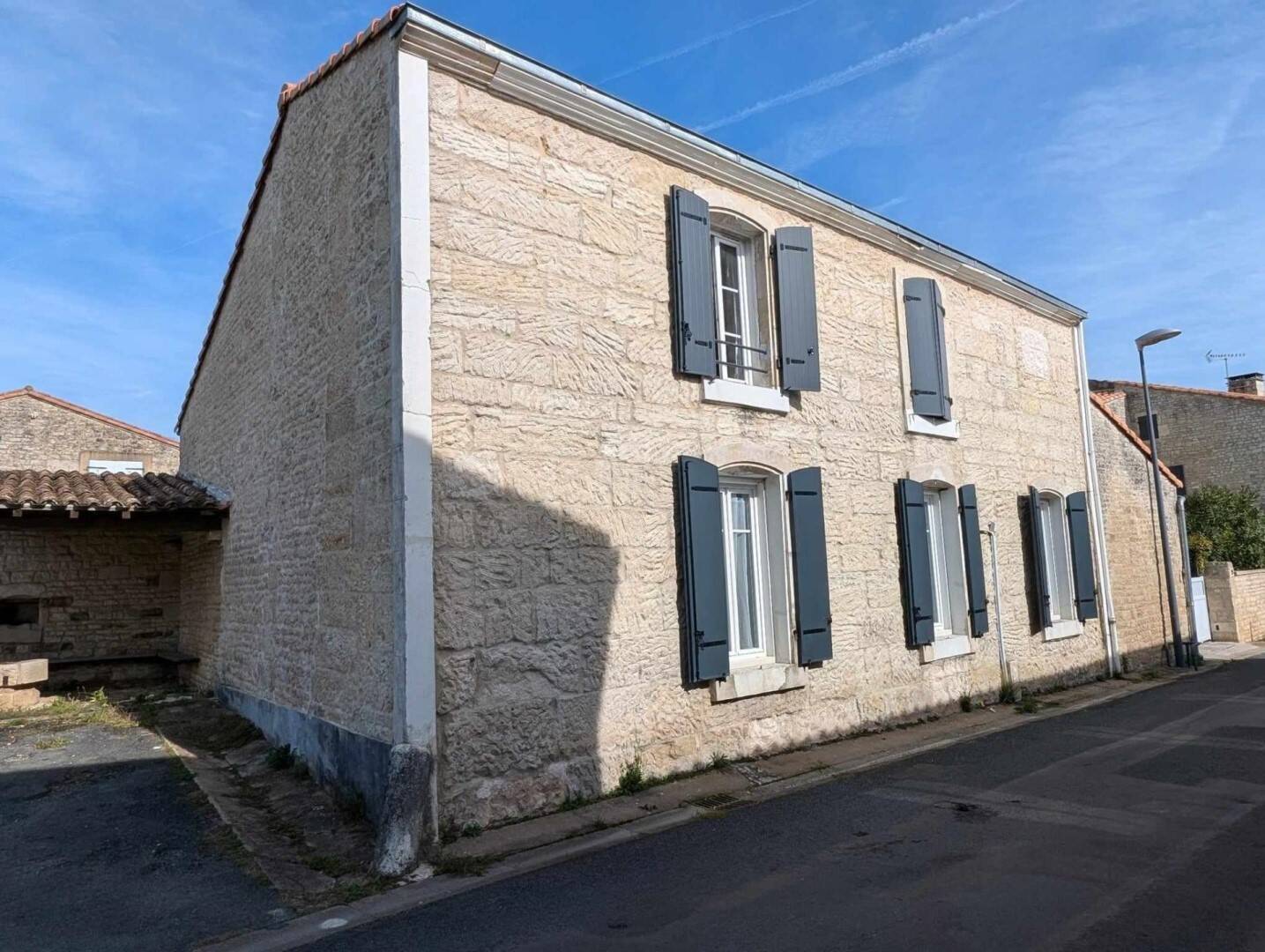 Maison 5 pièces 132 m² · à Saint-Maxire · 132 m² · 177 000 €