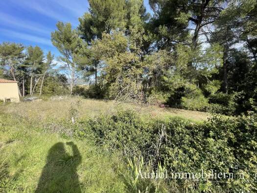 Terrain constructible à vendre 185 000 € 680 m² de terrain Le Plateau de Longuillar Aubagne 13400