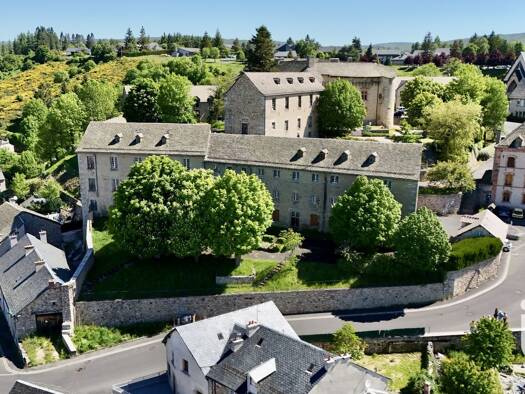 Immeuble à vendre 275 000 € 1 662 m² Saint-Alban-sur-Limagnole 48120