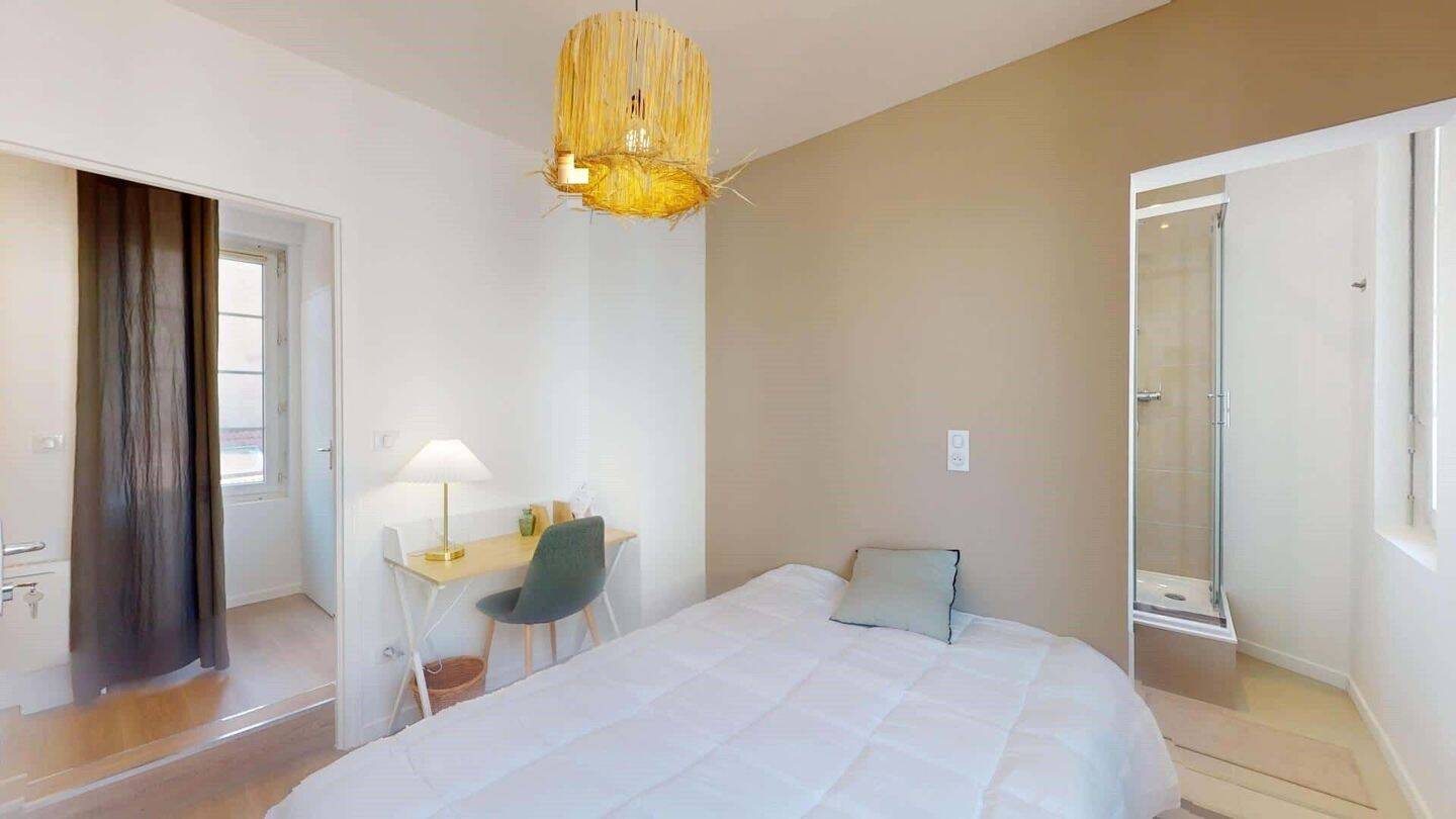 1 pièce 15 m² · à Dijon · 15 m² · 400 €