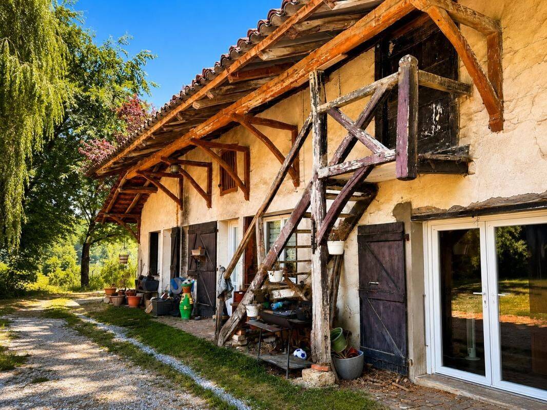 Maison 4 pièces 127 m² · à Joudes · 127,2 m² · 139 000 €