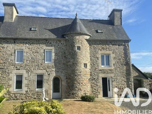 Villa à vendre 366 000 € 5 pièces 3 chambres 110 m² 47 927 m² de terrain Pleudaniel 22740