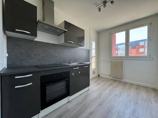 Appartement à louer 590 € 3 pièces 2 chambres 69,3 m² Ouest Vesoul 70000