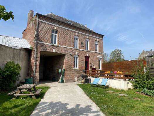 Maison à vendre 222 500 € 6 pièces 4 chambres 152 m² 980 m² de terrain Quevauvillers 80710