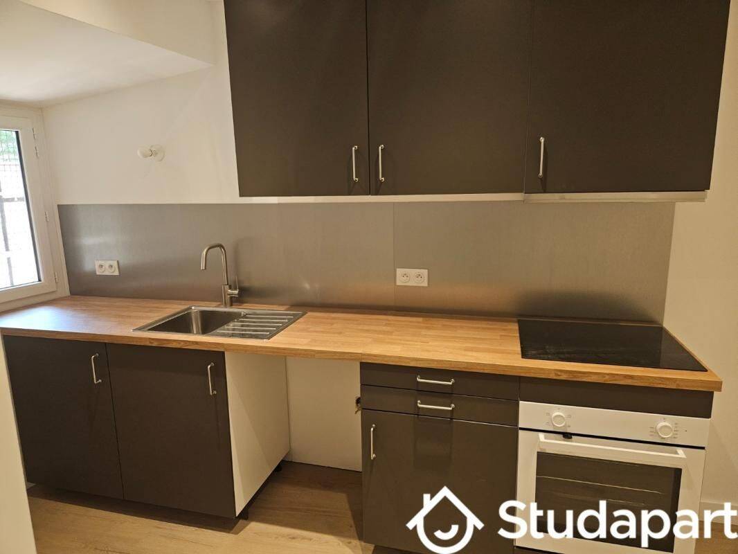 Appartement 5 pièces 120 m² · à Grenoble · 120 m² · 2 001 €