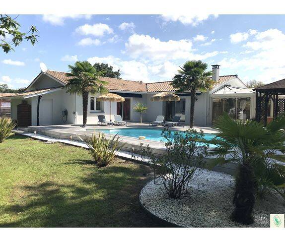 Maison 7 pièces 148 m² · à Audenge · 148 m² · 597 000 €
