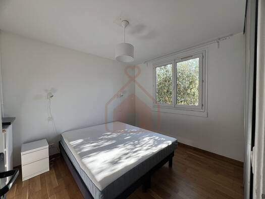 Colocation à louer 650 € 5 pièces 4 chambres 71 m² 3 étages Les Closeaux-Les Martinets Le Kremlin-Bicêtre 94270