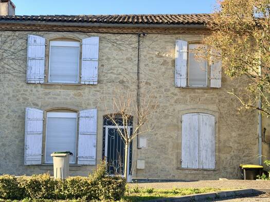 Maison de ville à vendre 171 000 € 4 pièces 2 chambres 98 m² 80 m² de terrain Caudrot 33490