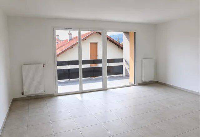 Appartement 3 pièces 70 m² · à Échirolles · 70,3 m² · 958 €