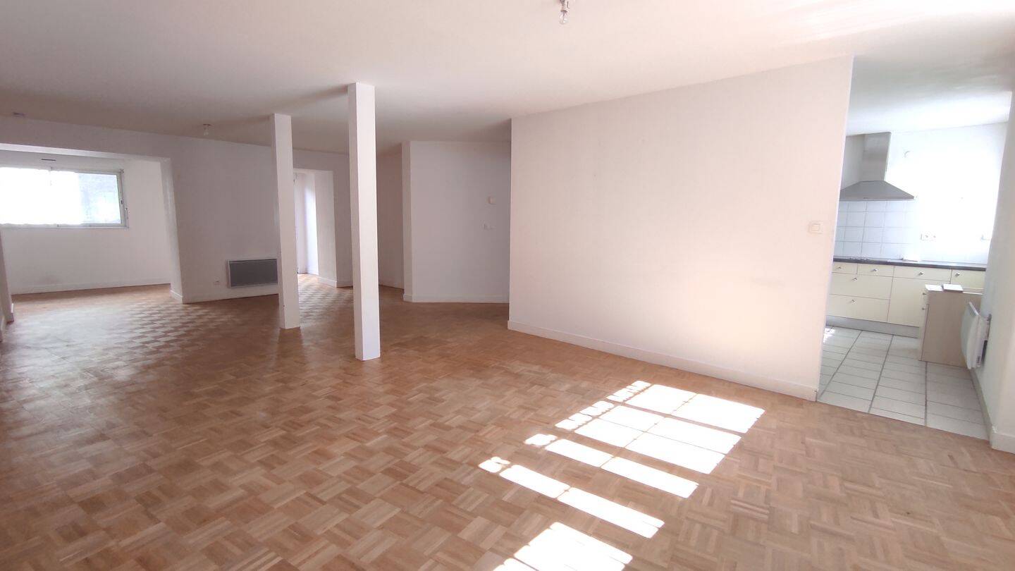 Appartement 5 pièces 135 m² · à Orléans · 135,2 m² · 339 200 €