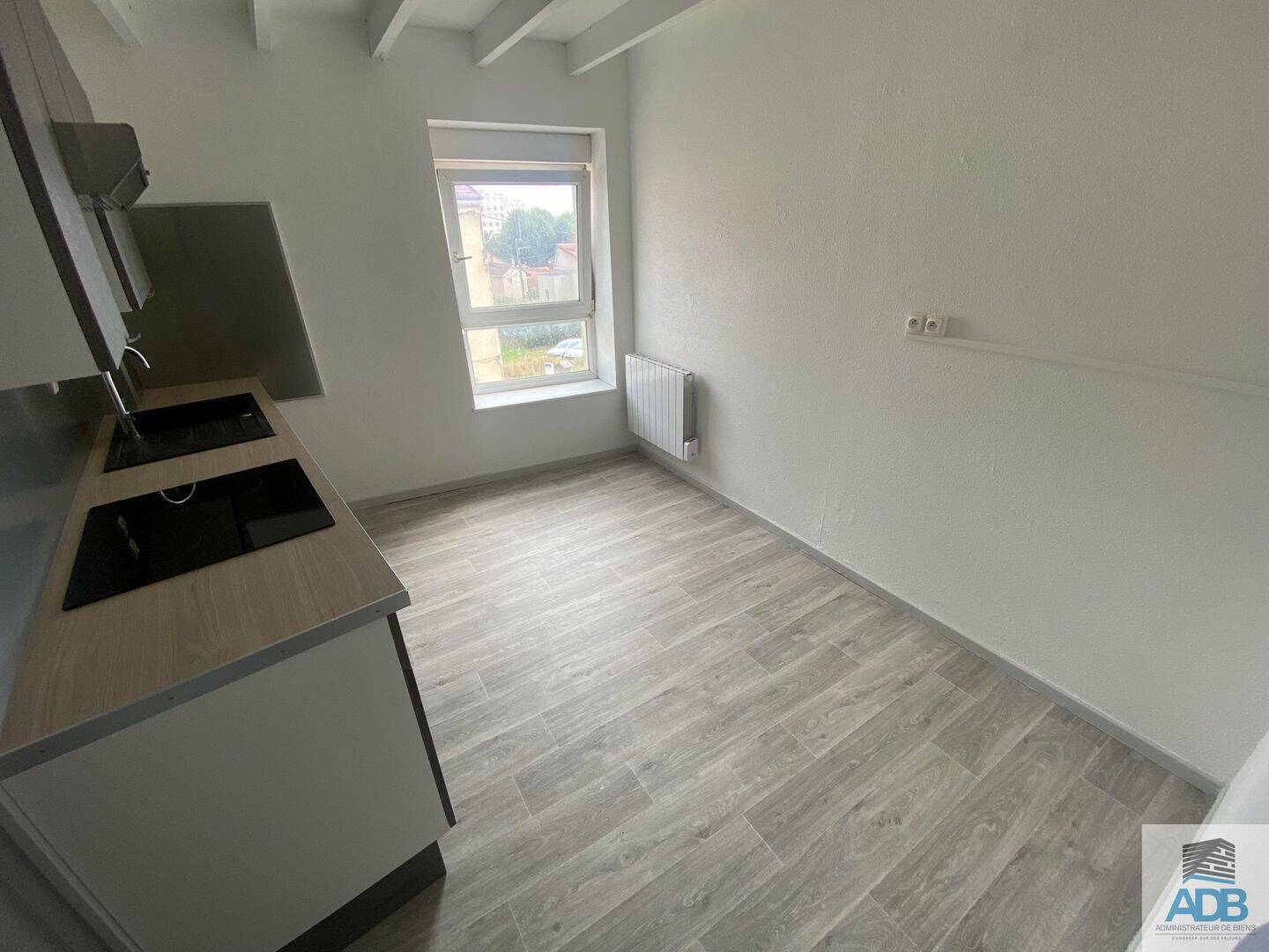Appartement 4 pièces 69 m² · à Roanne · 69 m² · 635 €