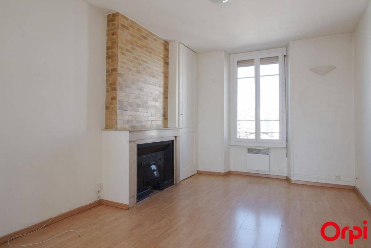 Appartement 2 pièces 47 m² · à Lyon 7ème Arrondissement · 47,2 m² · 640 €/mois