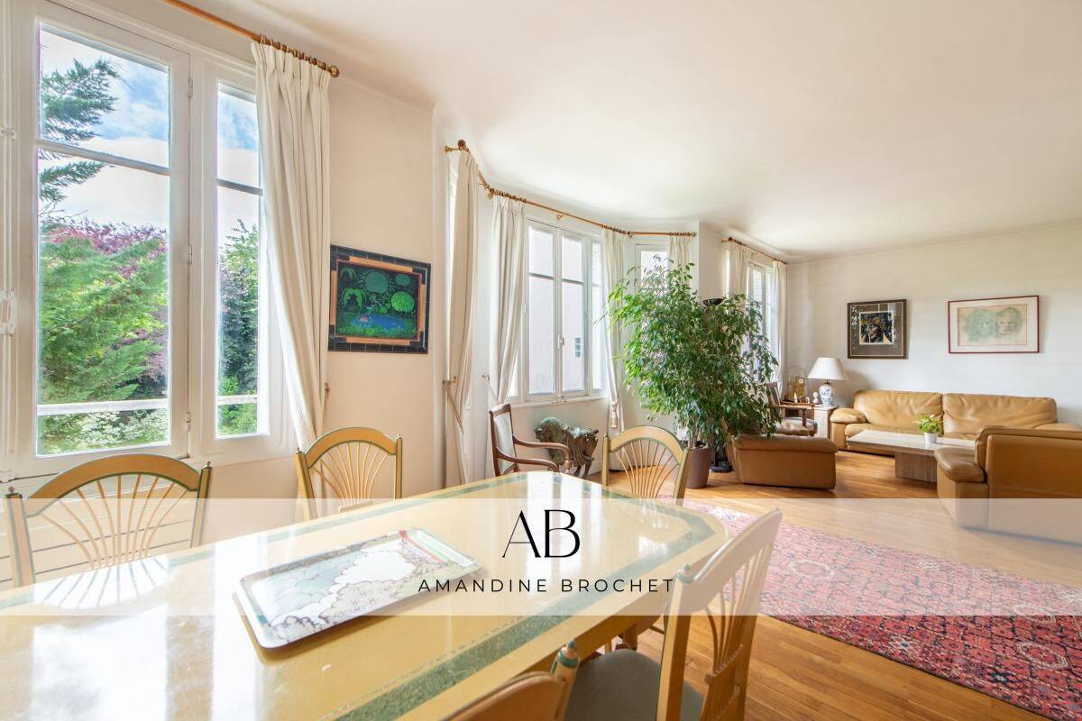 Maison 6 pièces 195 m² · à Marnes-la-Coquette · 195 m² · 950 000 €