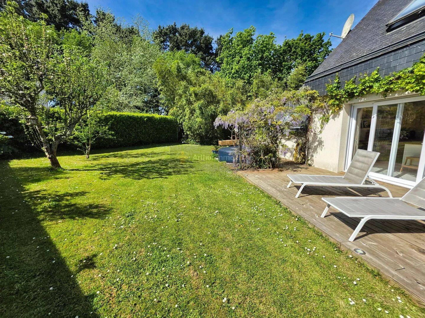 Maison 7 pièces 148 m² · à Brest · 147,6 m² · 436 800 €