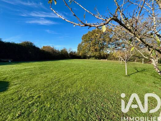 Terrain constructible viabilisé à vendre 20 000 € 1 505 m² de terrain Le Blanc 36300