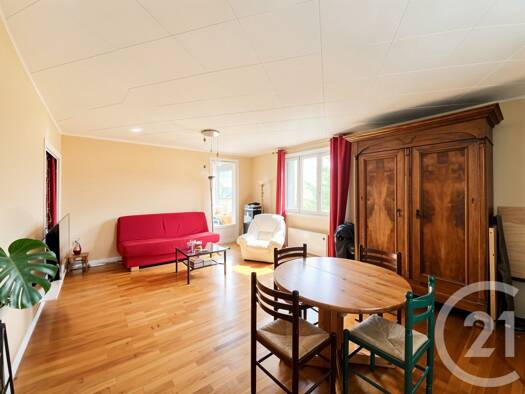 Appartement à vendre 153 000 € 3 pièces 2 chambres 78 m² 2ème étage Grigny-sur-Rhône 69520