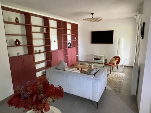 Appartement à louer 1 420 € 3 pièces 2 chambres 77 m² Étage 3/4 Bacalan Bordeaux 33300