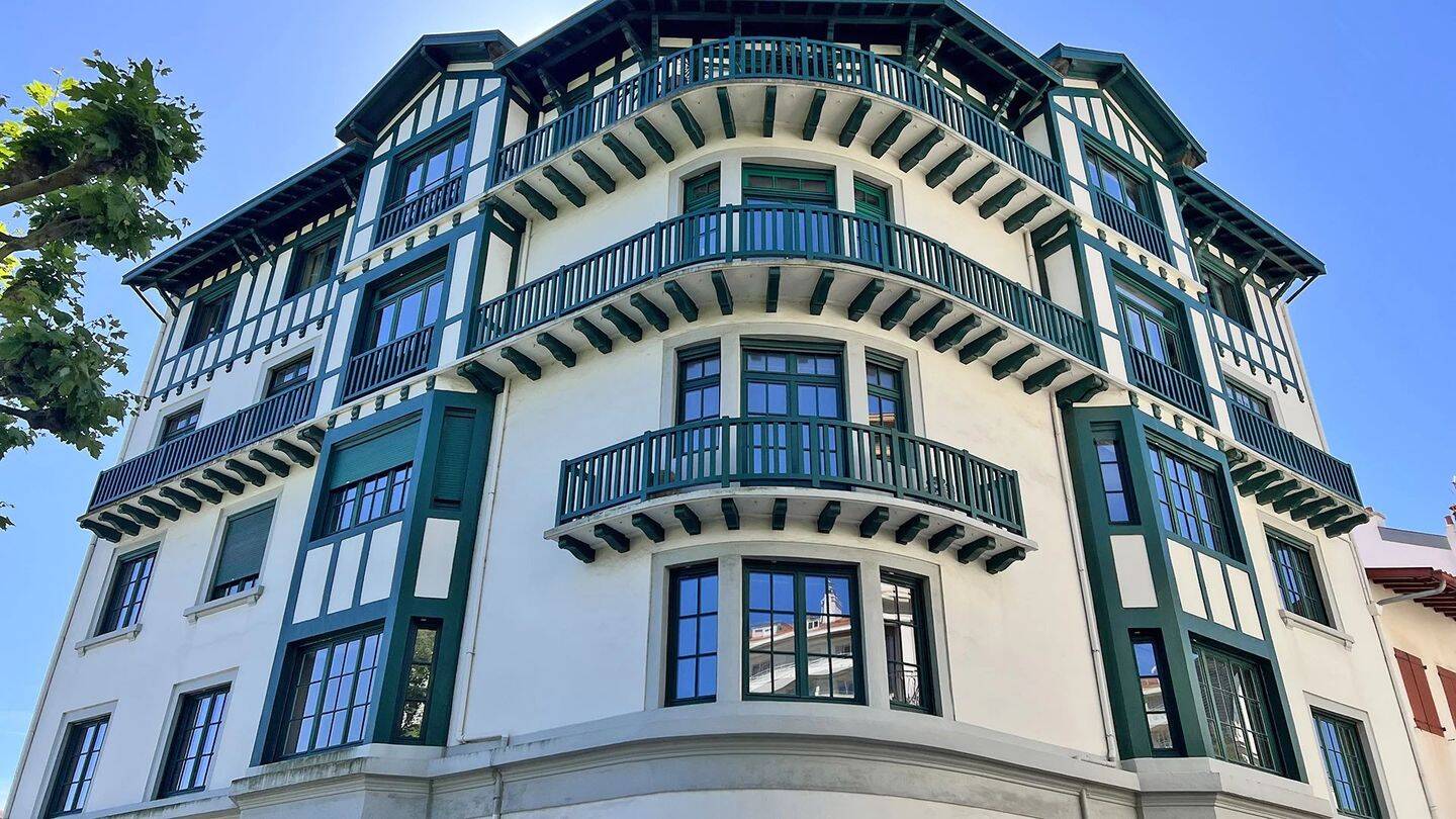 Appartement 7 pièces 222 m² · à Biarritz · 221,8 m² · 3 613 €
