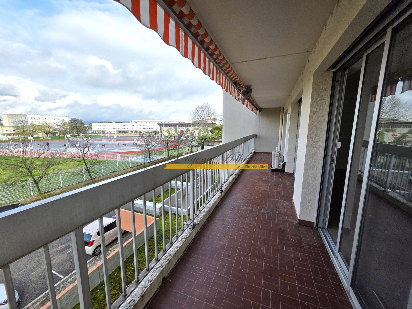 Appartement 5 pièces 133 m² · à Montélimar · 133 m² · 1 070 €