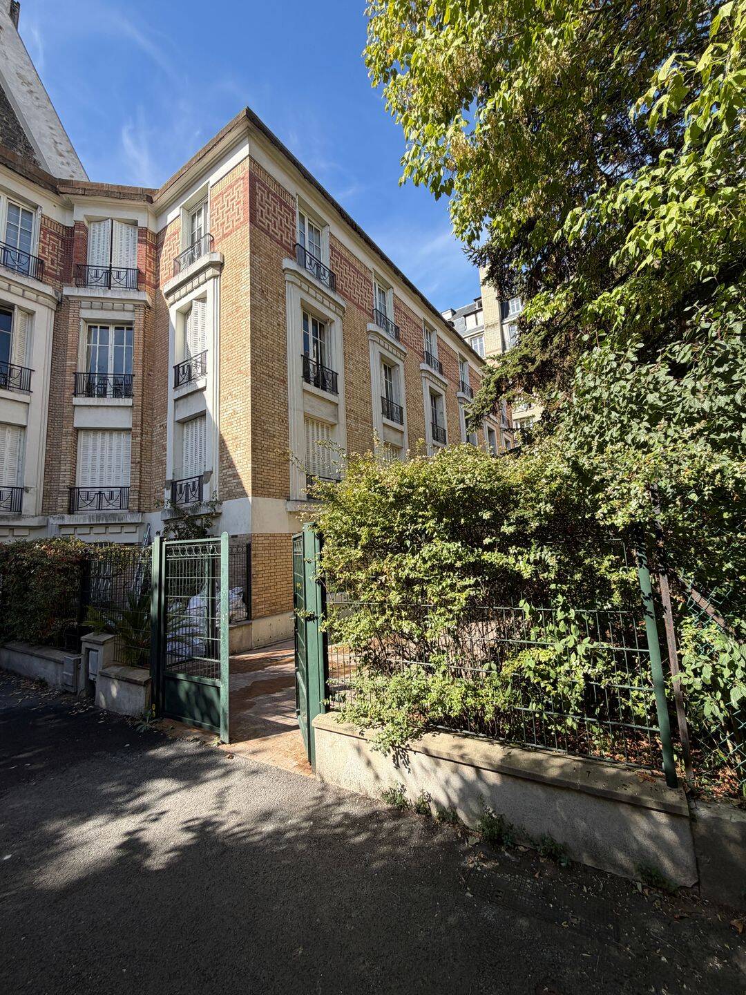 Appartement 1 pièce 17 m² · à Paris 17ème Arrondissement · 17 m² · 1 100 €/mois