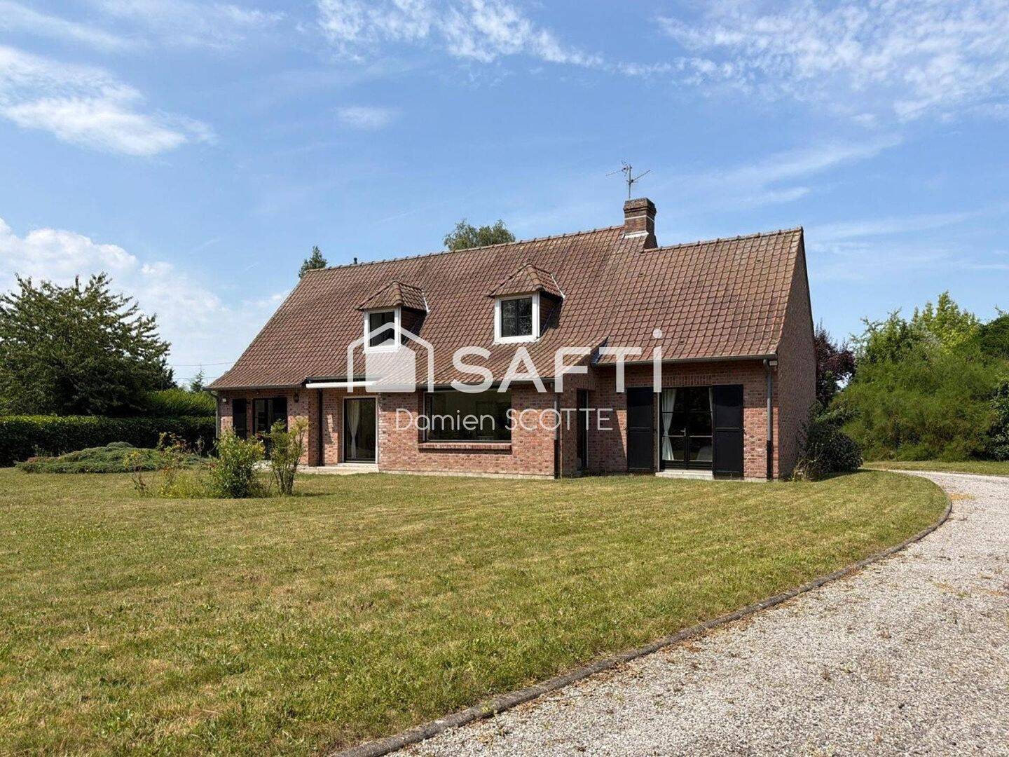 Maison 8 pièces 205 m² · à Bousbecque · 205 m² · 650 000 €