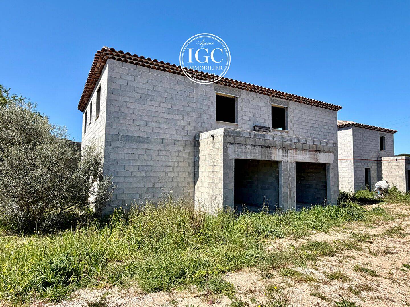 Maison 5 pièces 104 m² · à Châteauneuf-les-Martigues · 104,4 m² · 360 000 €