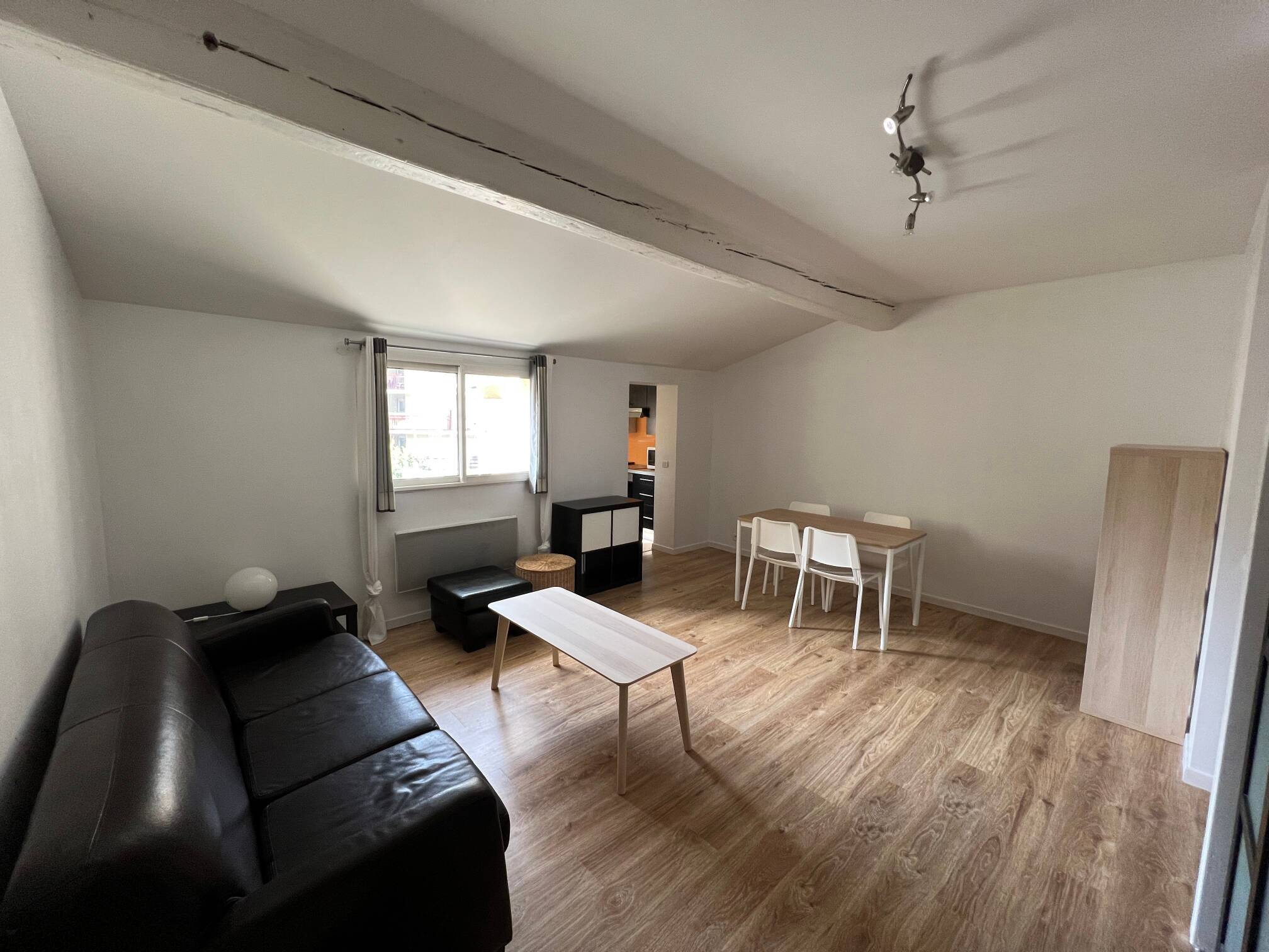Appartement 2 pièces 48 m² · à Bordeaux · 48 m² · 960 €