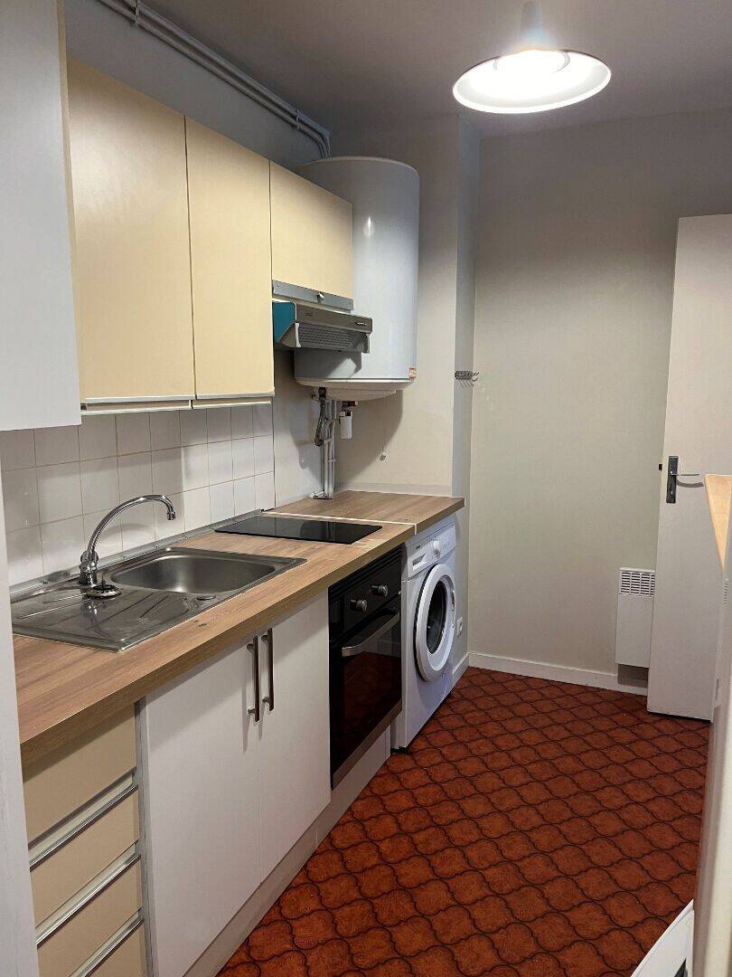 Appartement 2 pièces 44 m² · à Bordeaux · 44,3 m² · 665 €/mois